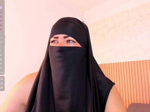 Layla-arabelle live webcam show