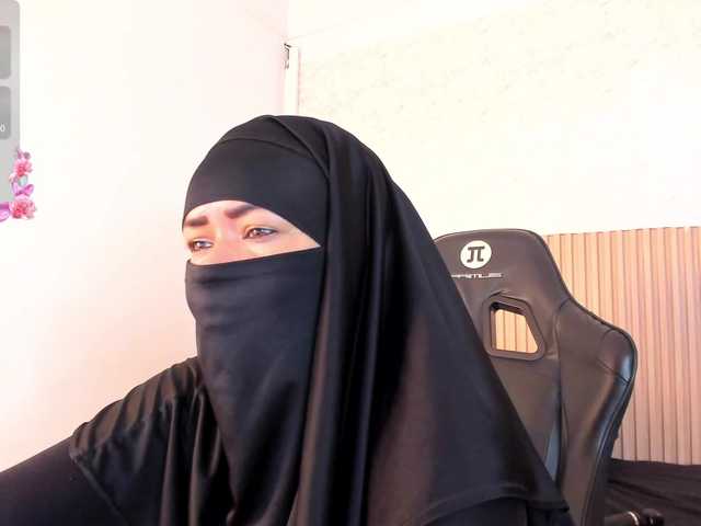 Layla-arabelle live cam on BongaCams