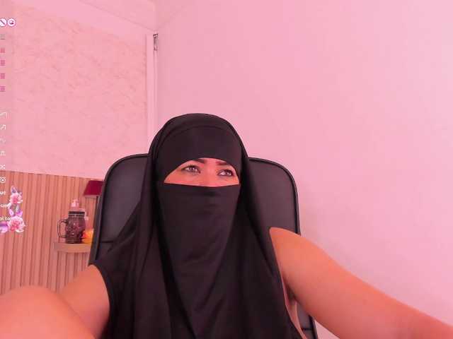 Layla-arabelle live cam on BongaCams