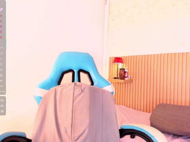 Layla-arabelle live webcam show