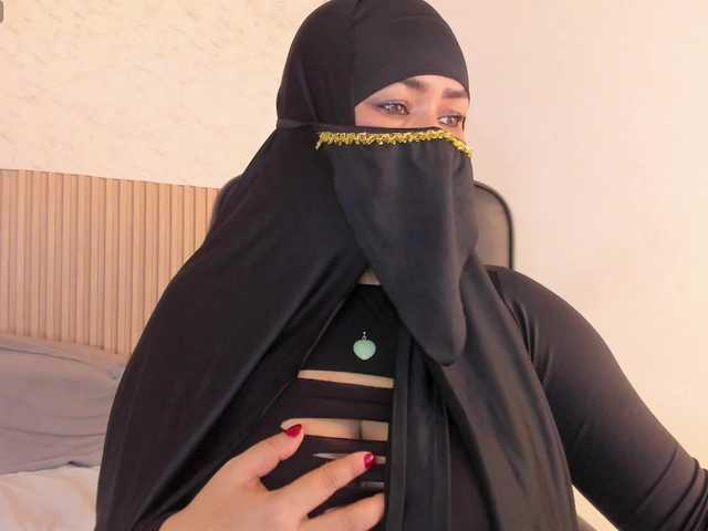 Layla-arabelle live cam preview