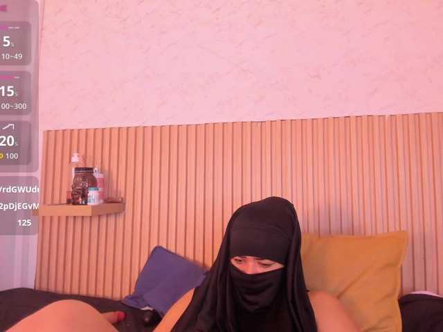 Layla-arabelle, en directo ahora en BongaCams