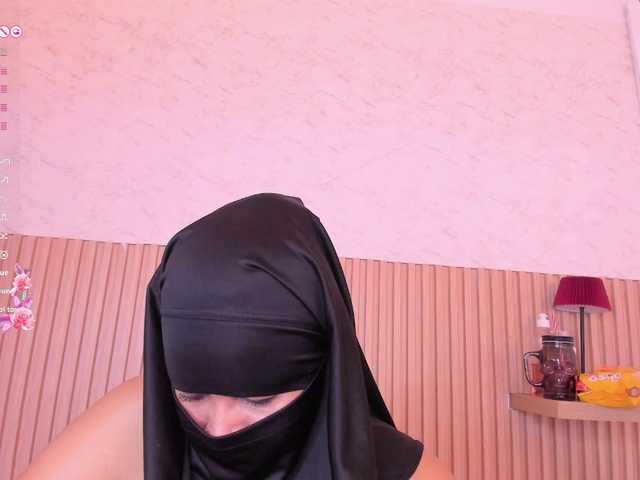Layla-arabelle live cam on BongaCams