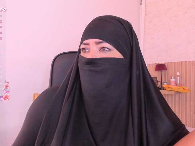 Layla-arabelle live cam on BongaCams