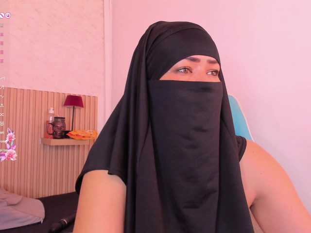 Layla-arabelle live cam on BongaCams