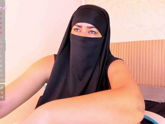 Layla-arabelle live webcam show