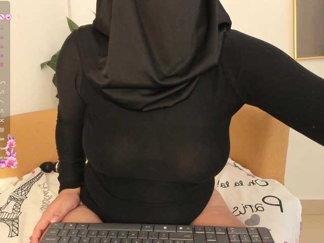 Layla-arabelle live webcam show