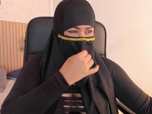 Layla-arabelle live cam preview