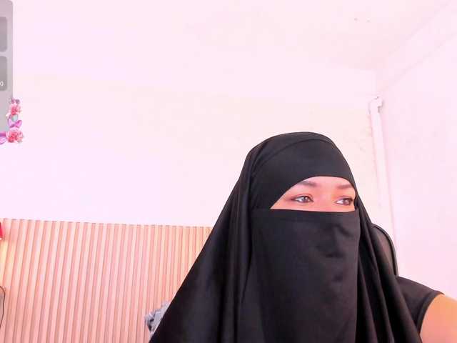 Layla-arabelle's BongaCams show and profile