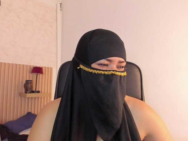 Layla-arabelle live cam preview