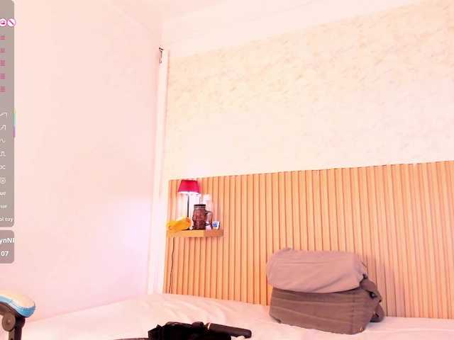Layla-arabelle live webcam show