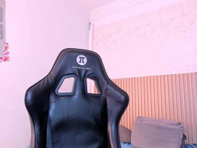 Layla-arabelle live cam on BongaCams