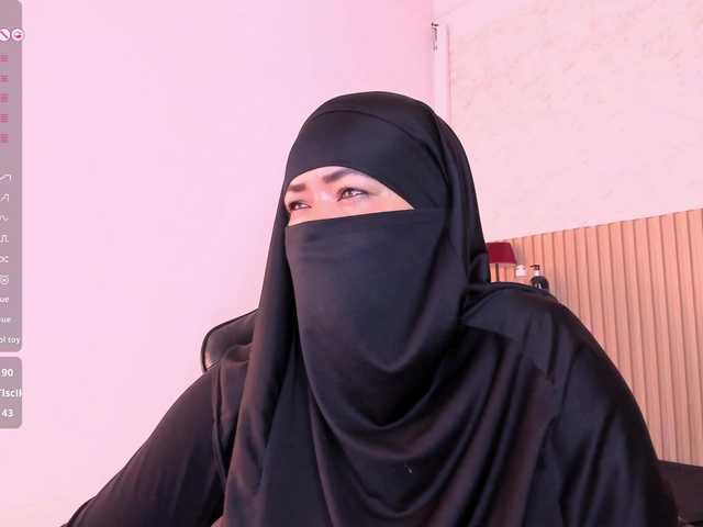 Layla-arabelle live cam on BongaCams
