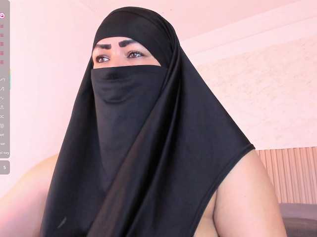 Layla-arabelle live cam on BongaCams