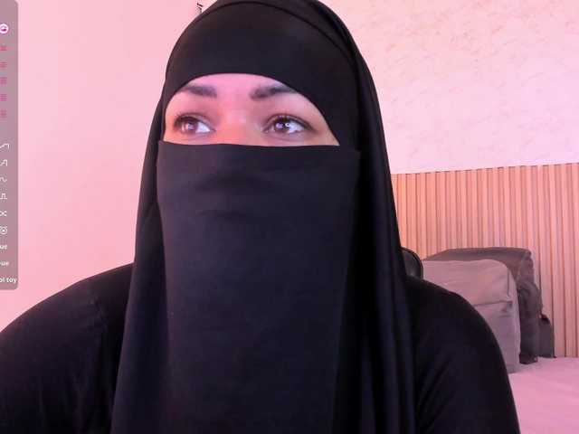 Layla-arabelle live cam on BongaCams