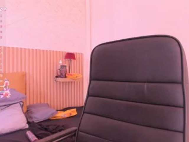 Layla-arabelle live cam on BongaCams