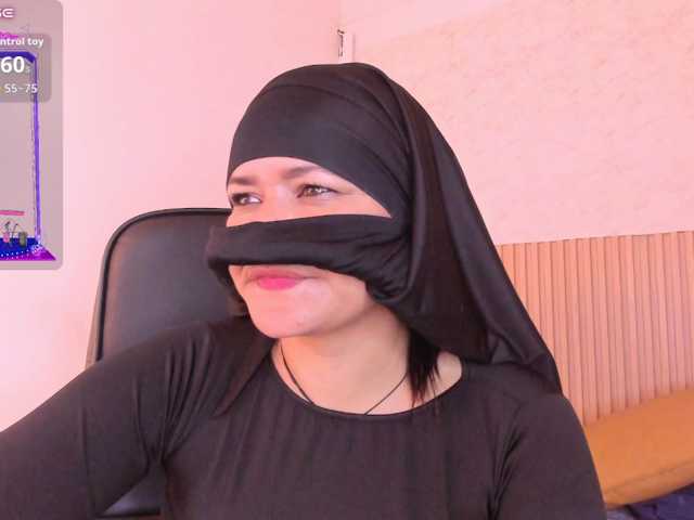 Layla-arabelle live cam on BongaCams