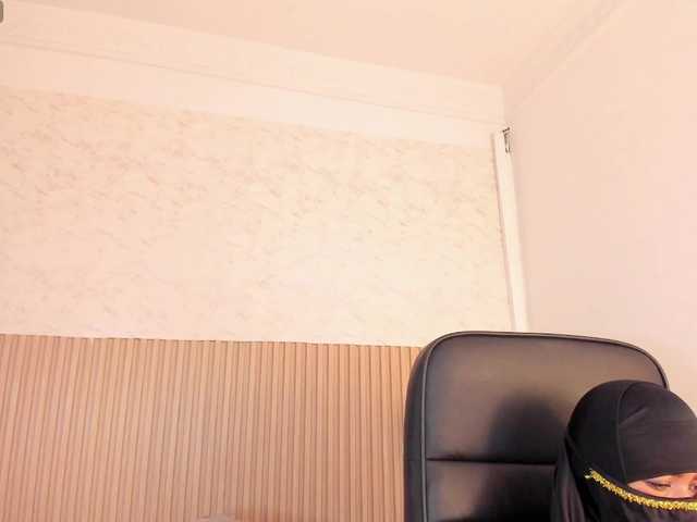 Layla-arabelle live cam preview