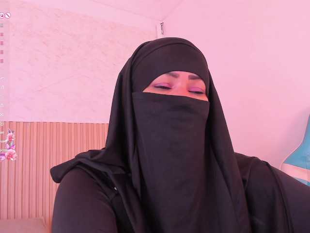 Layla-arabelle live cam on BongaCams