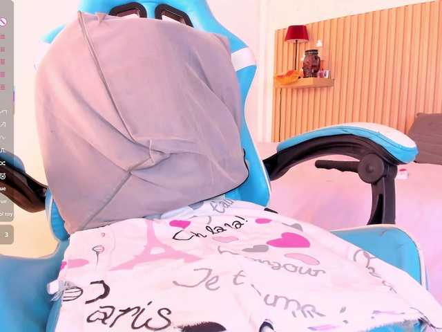 Layla-arabelle live webcam show