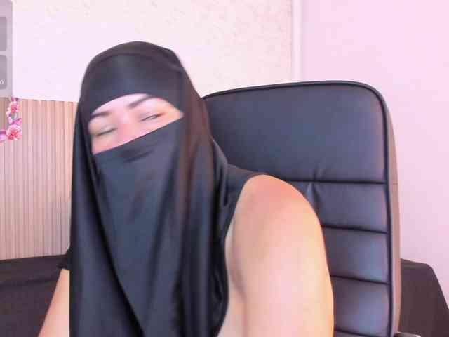 Layla-arabelle webcam
