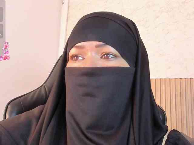 Layla-arabelle webcam