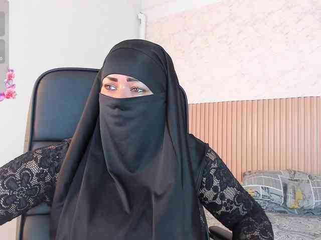 Layla-arabelle webcam
