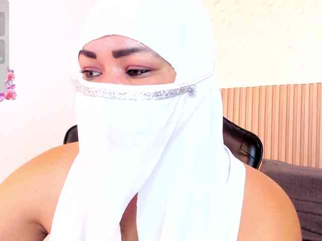 Layla-arabelle webcam