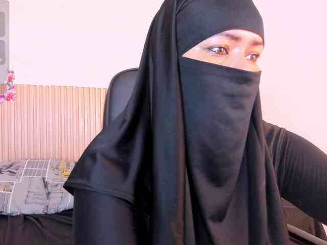 Layla-arabelle webcam