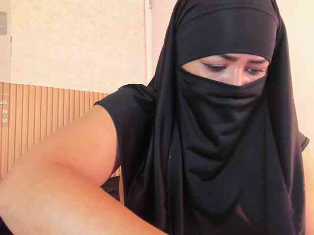 Layla-arabelle webcam