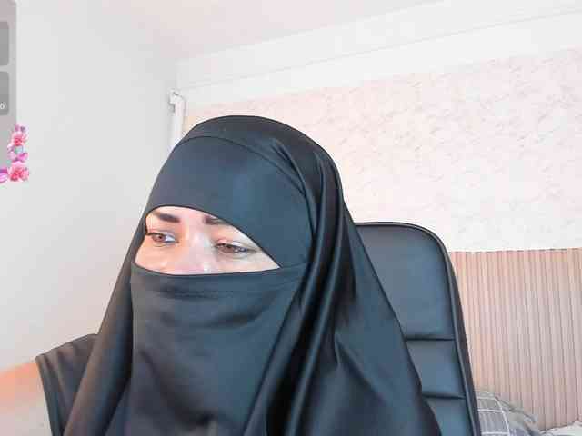 Layla-arabelle webcam