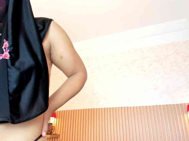 Layla-arabelle webcam