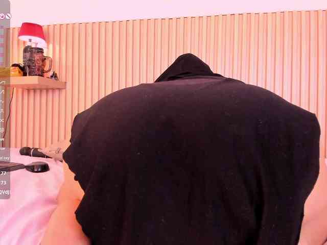 Layla-arabelle webcam
