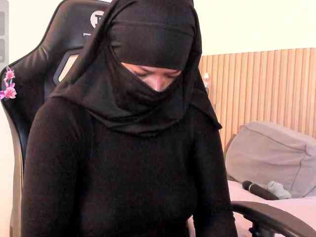 Layla-arabelle webcam