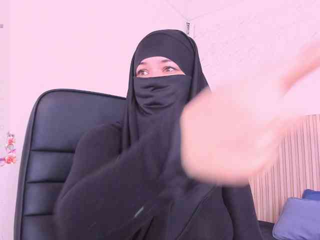 Layla-arabelle webcam