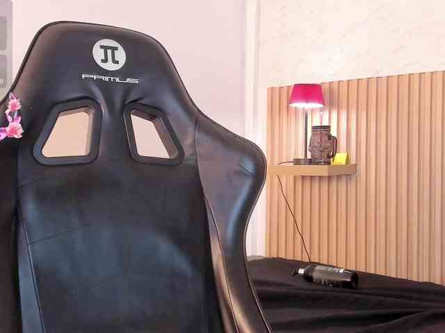 Layla-arabelle webcam