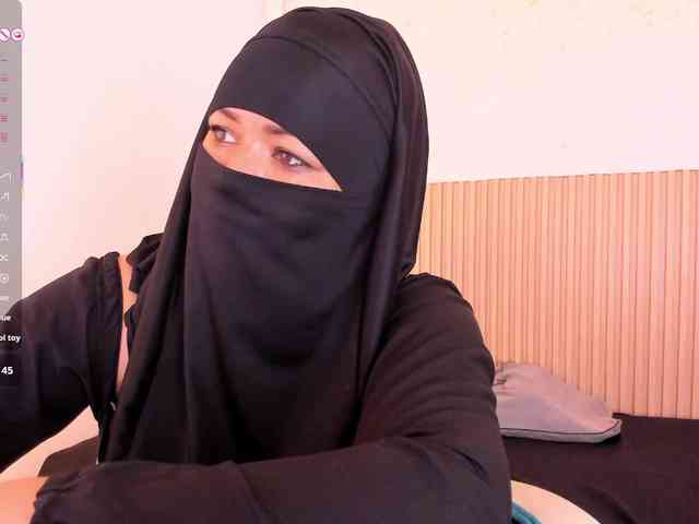 Layla-arabelle webcam