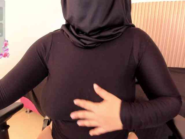 Layla-arabelle webcam