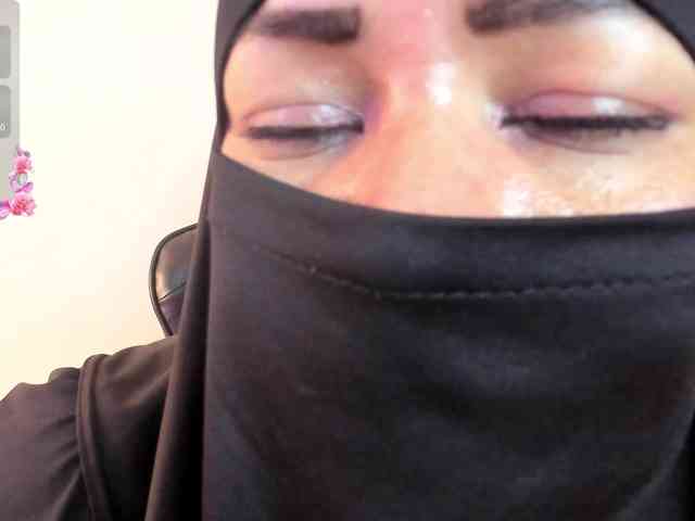 Layla-arabelle webcam