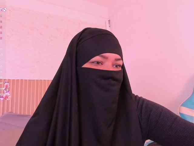 Layla-arabelle webcam