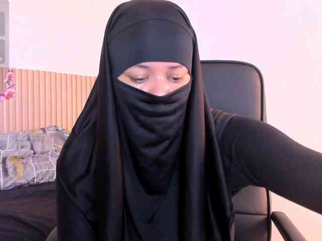 Layla-arabelle webcam