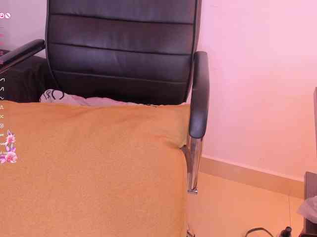 Layla-arabelle webcam