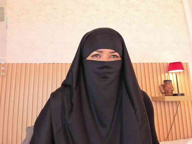 Layla-arabelle webcam