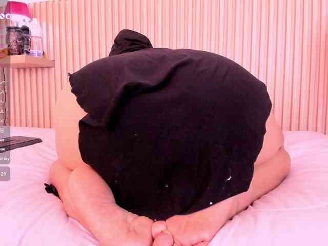 Layla-arabelle webcam