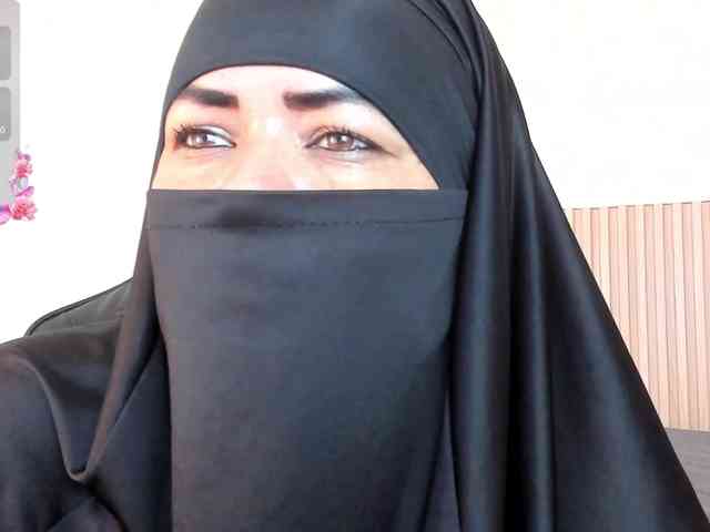 Layla-arabelle webcam