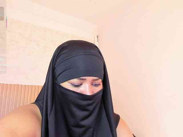Layla-arabelle webcam