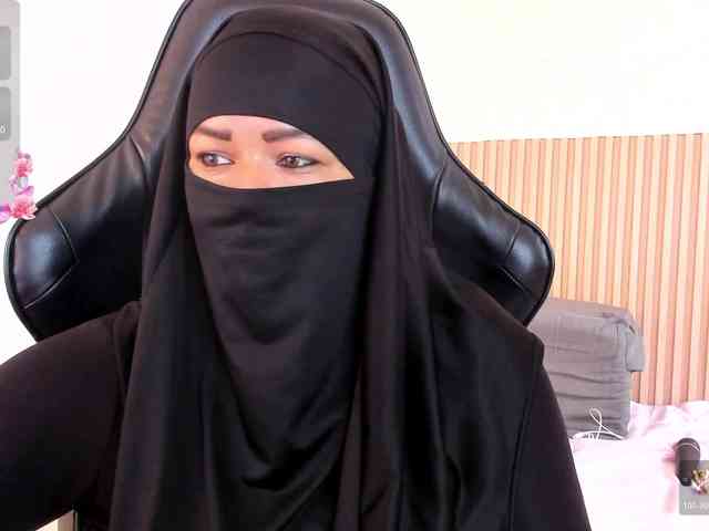 Layla-arabelle webcam
