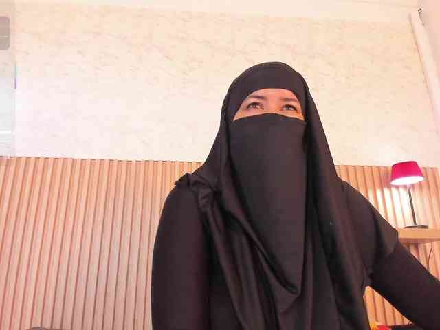 Layla-arabelle webcam
