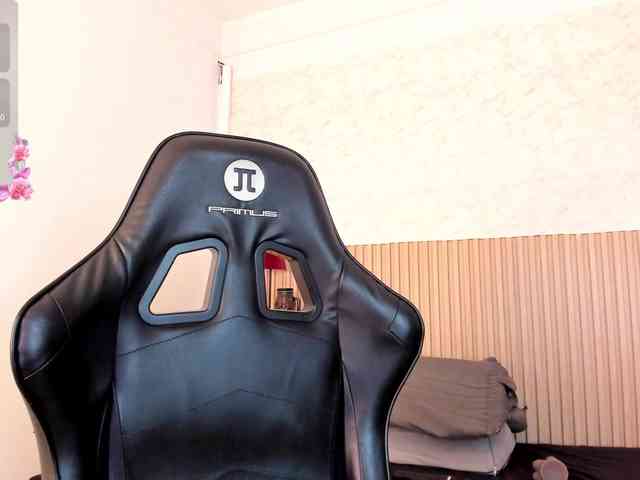 Layla-arabelle webcam