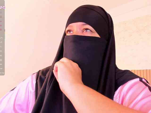 Layla-arabelle webcam